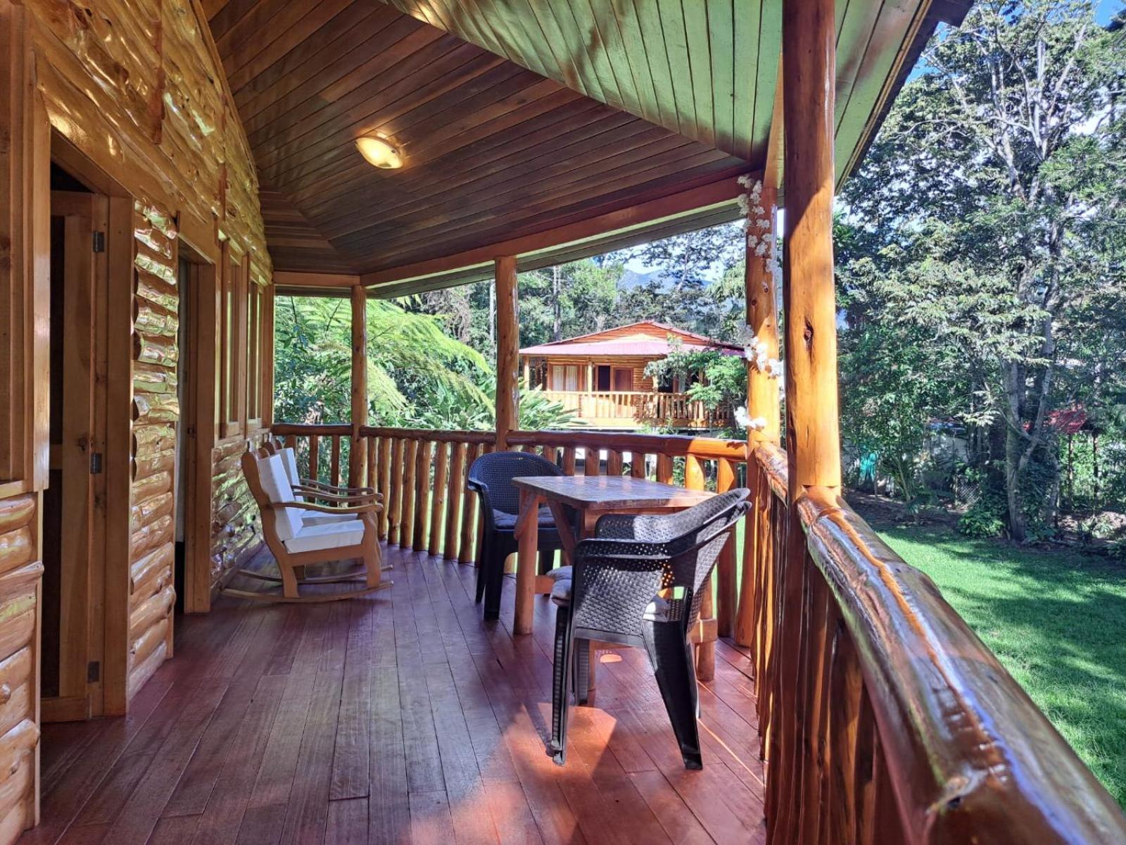 Refugio De Orquideas Villa Oxapampa Luaran gambar