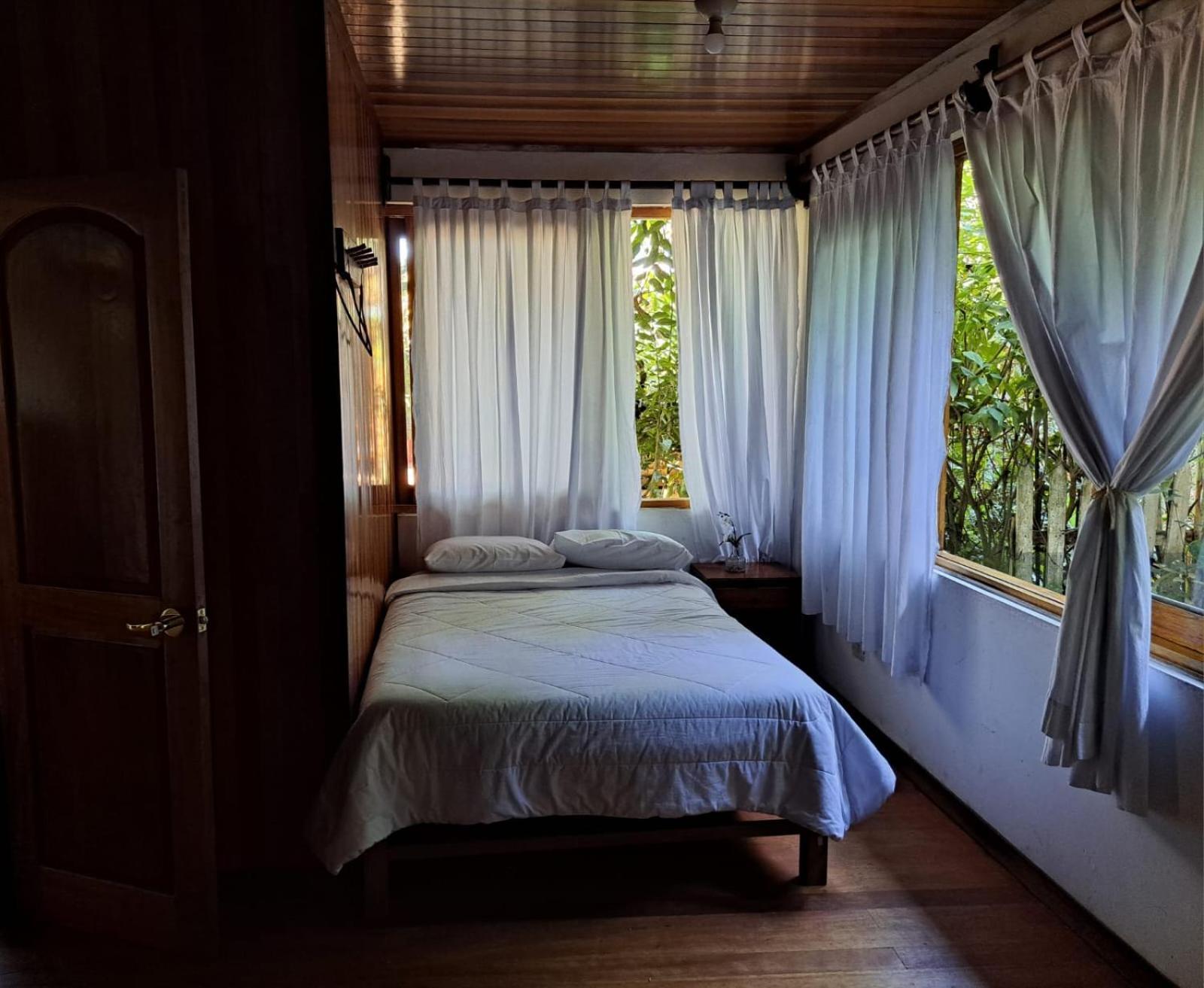 Refugio De Orquideas Villa Oxapampa Luaran gambar