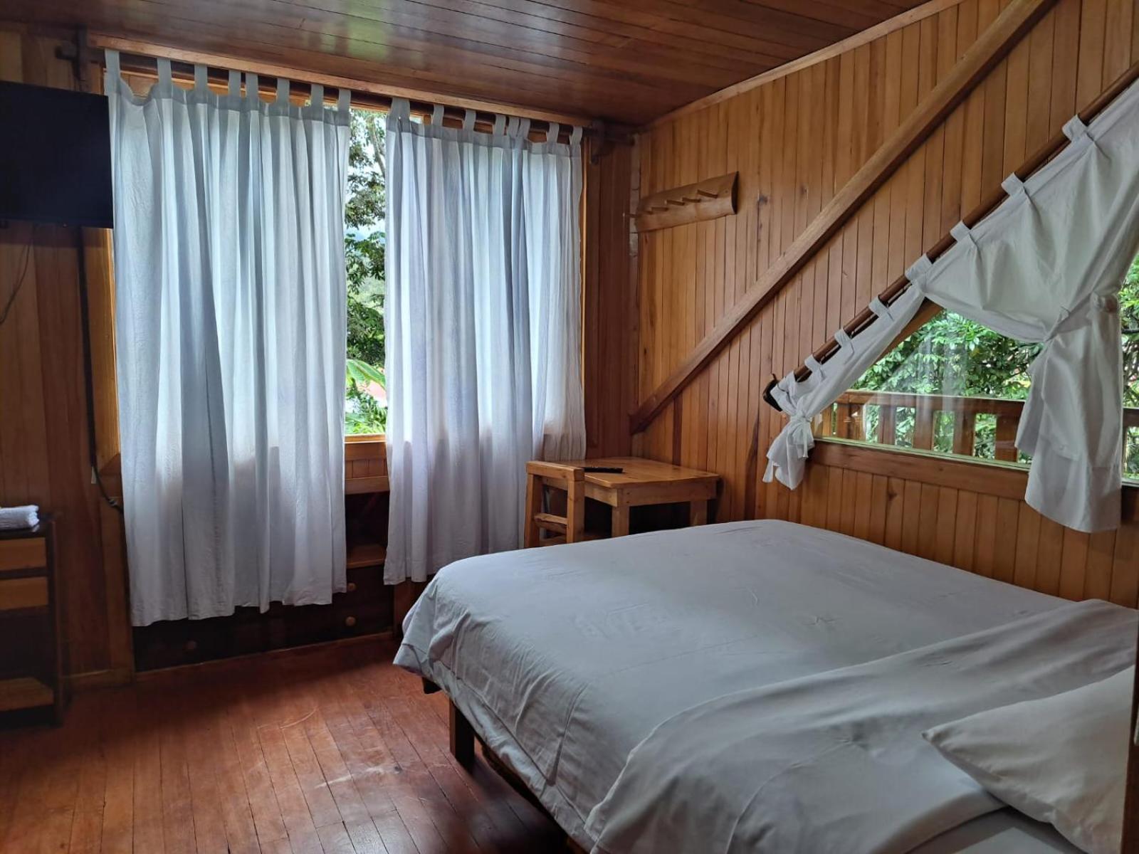 Refugio De Orquideas Villa Oxapampa Luaran gambar